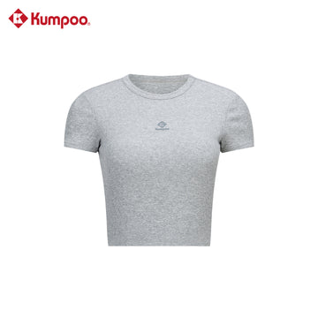 Kumpoo K261W-1140 women's T-shirt in soft fabric, featuring a relaxed fit and short sleeves, displayed on a white background.