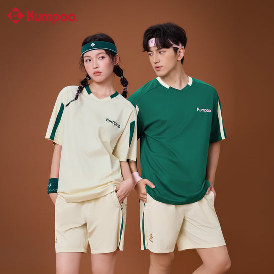 Kumpoo K261U-1528.25th unisex T-shirt in black, featuring a crew neck and comfortable fit, designed for casual wear.