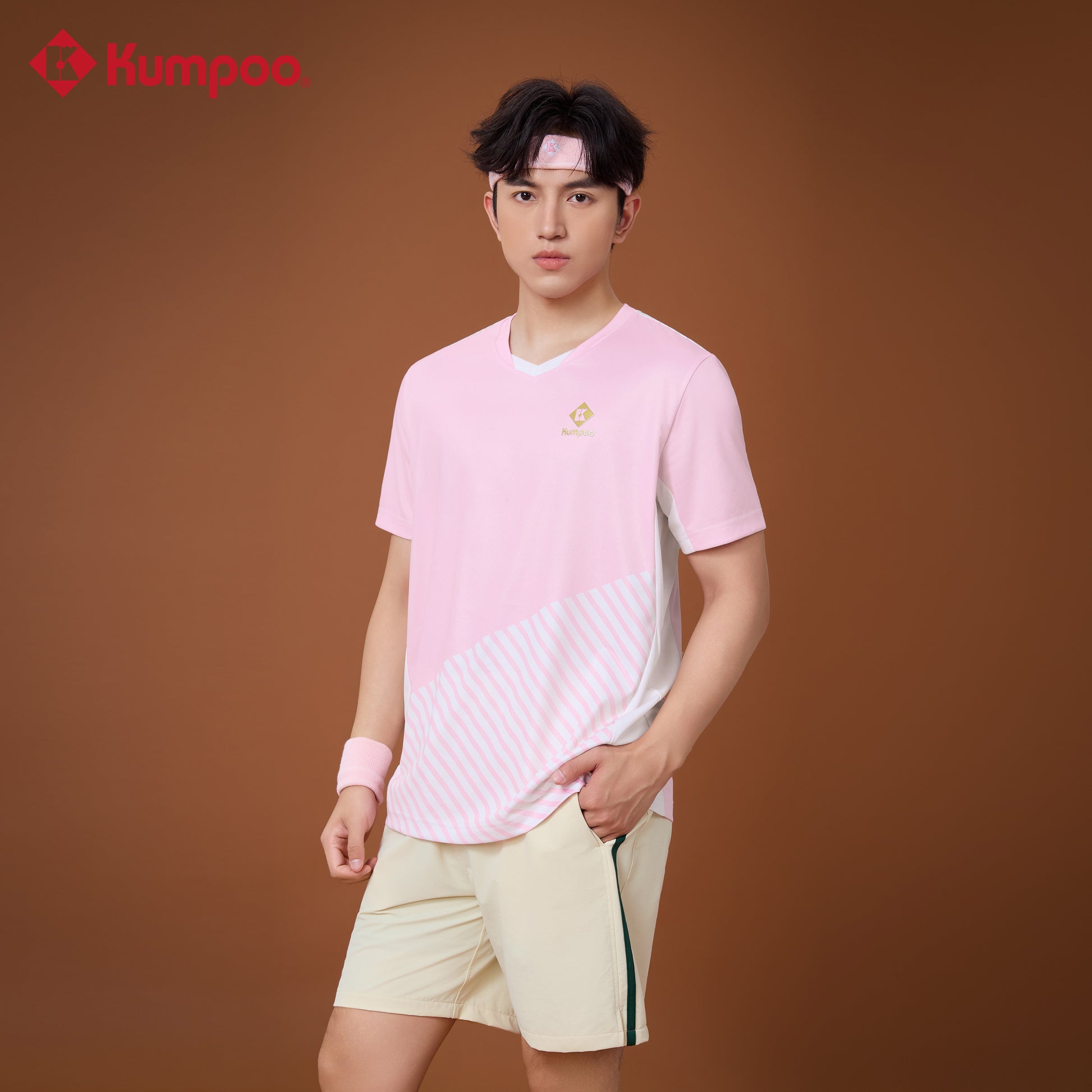 Kumpoo K261M-1531.25th men's T-shirt in black, featuring a crew neck and short sleeves, made of soft cotton fabric.