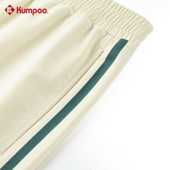 Kumpoo K261U-2540.25th unisex shorts, casual shorts with a relaxed fit, made of lightweight fabric, displayed on a neutral background.