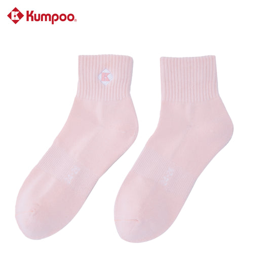 Kumpoo KSO-507.25th socks in black with white accents, featuring a comfortable stretch fit and breathable fabric for active wear.