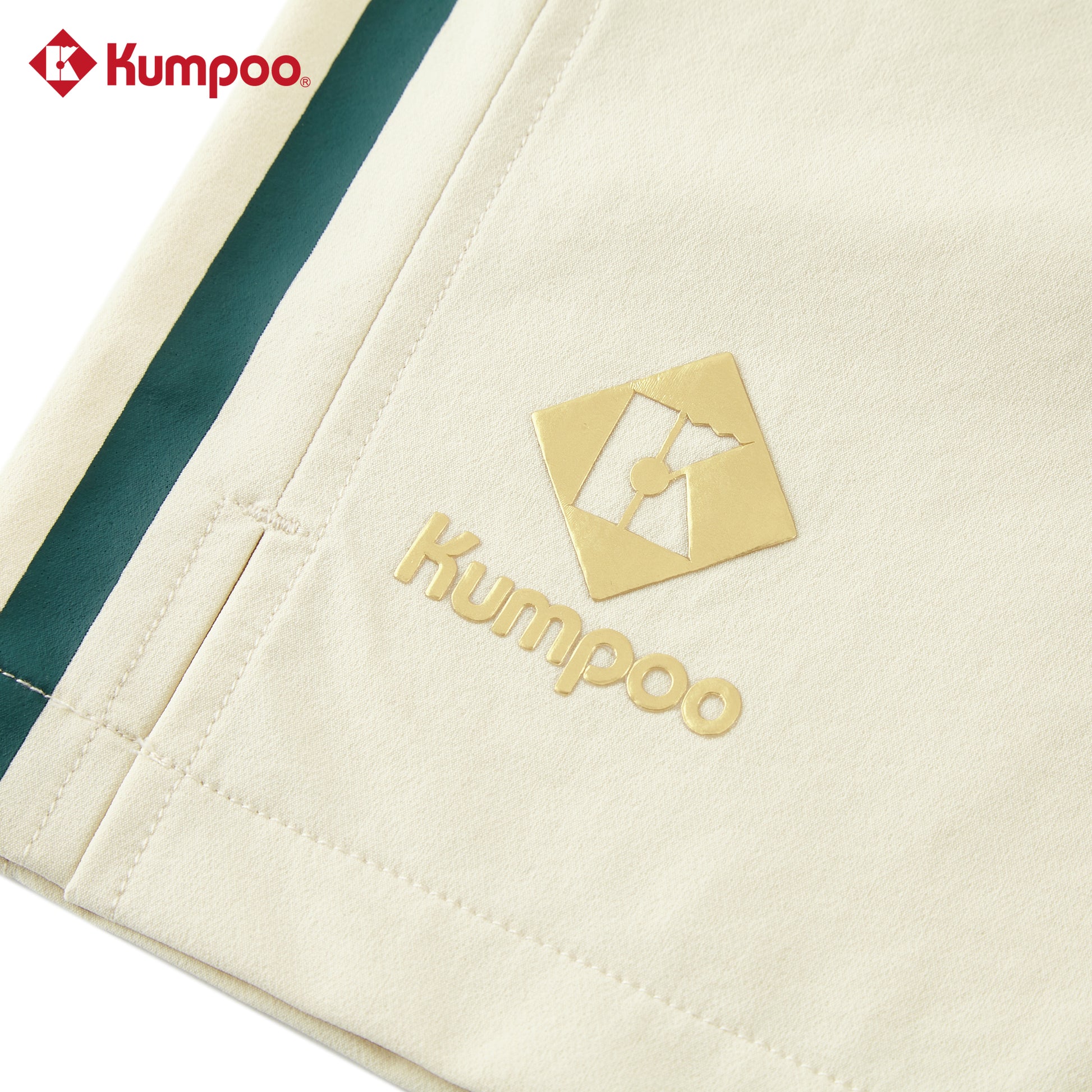 Kumpoo K261U-2540.25th unisex shorts in black, featuring a comfortable fit and casual style, perfect for everyday wear.