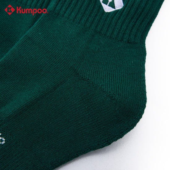 Kumpoo KSO-507.25th socks in black, featuring a comfortable fit and breathable fabric, ideal for athletic or casual wear.