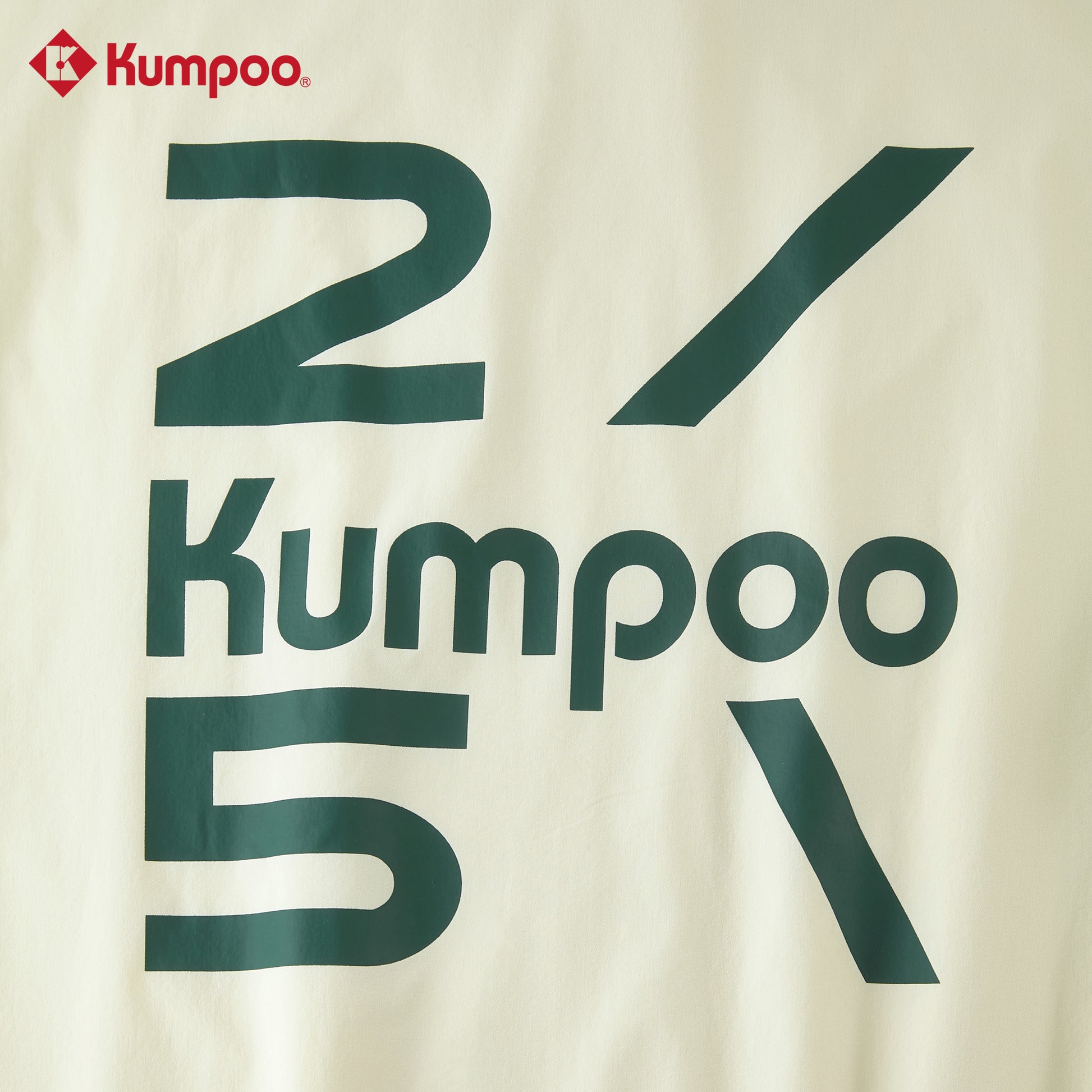 Kumpoo K261U-5545 25th unisex jacket with zipper, stand collar, and lightweight design, suitable for casual wear.
