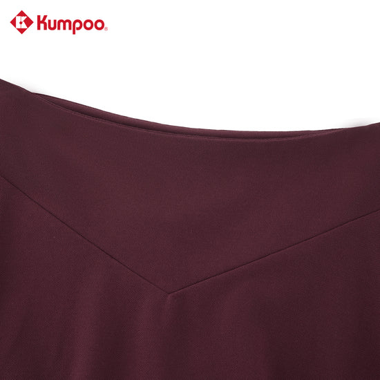 Kumpoo K261W-7182 women's skirt in a stylish design, featuring a comfortable fit and versatile length, perfect for casual wear.