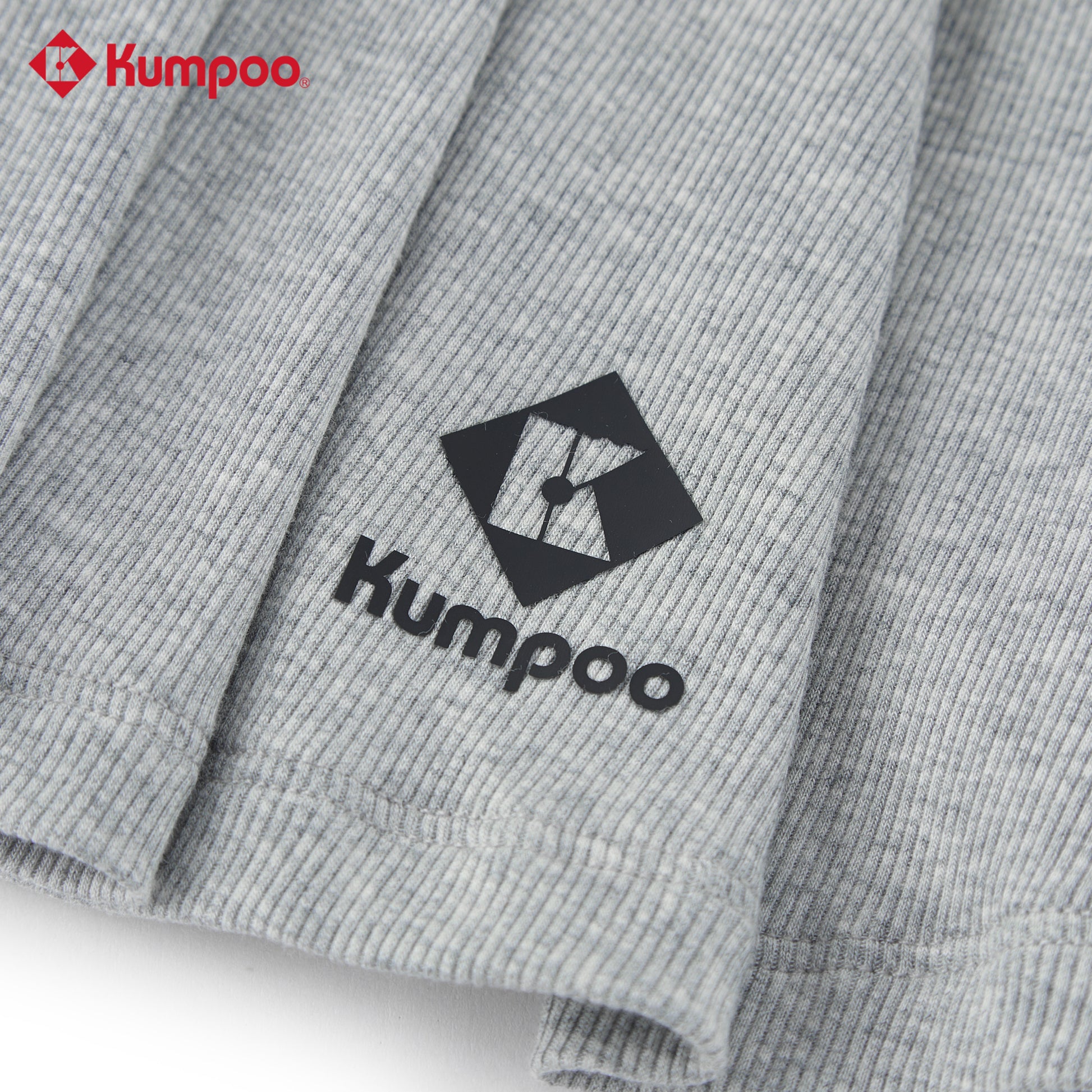 Kumpoo women's performance sports skirt for badminton, pickleball, and tennis, featuring lightweight activewear fabric.