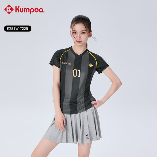 Kumpoo K251W-7225 women's performance sports skirt for badminton, pickleball, and tennis, shown on a model during training.
