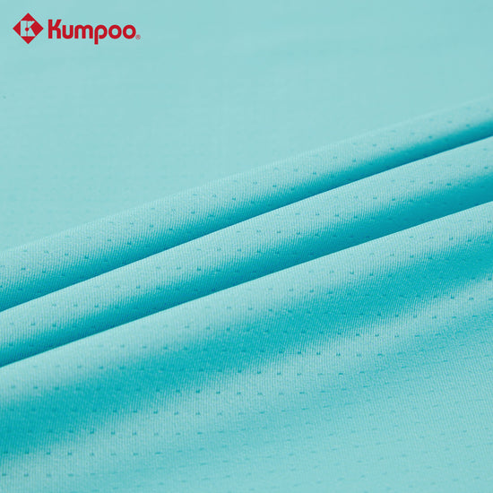 Kumpoo women's quick-dry sports T-shirt for badminton and training, lightweight and breathable athletic top.